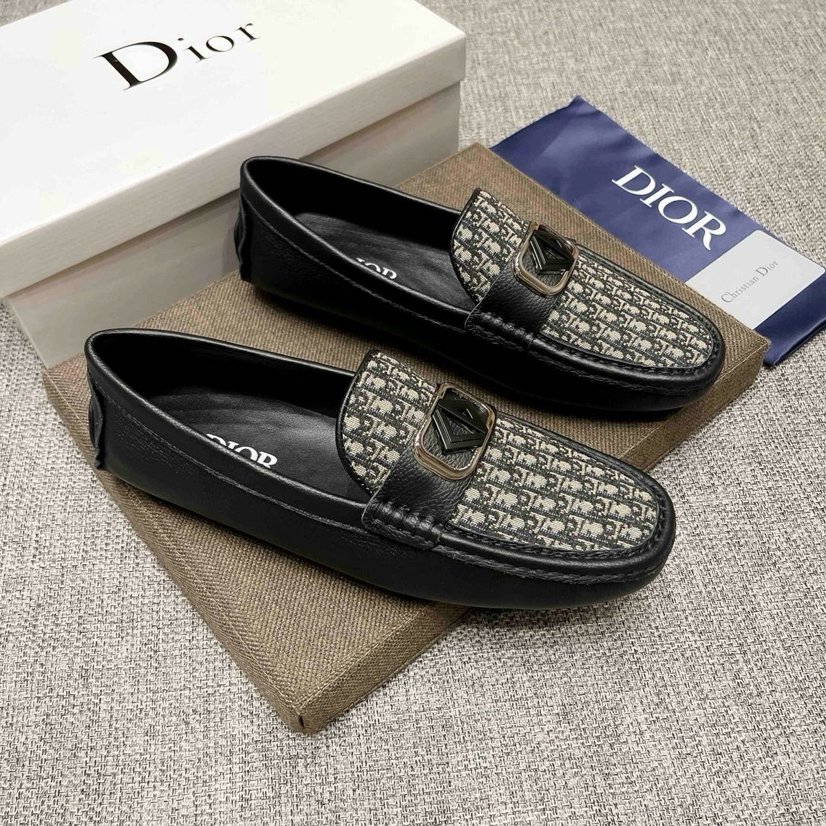 Dior Men's Gray Patterned Loafers