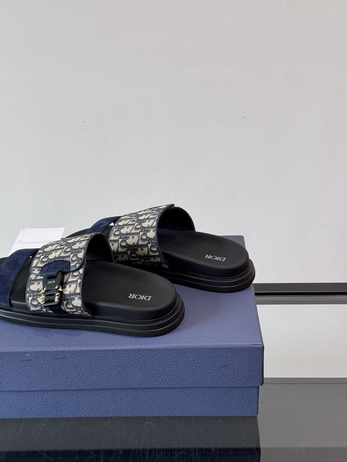 Dior Men's Patterned Buckle Slide Sandals - Black Ridged Sole