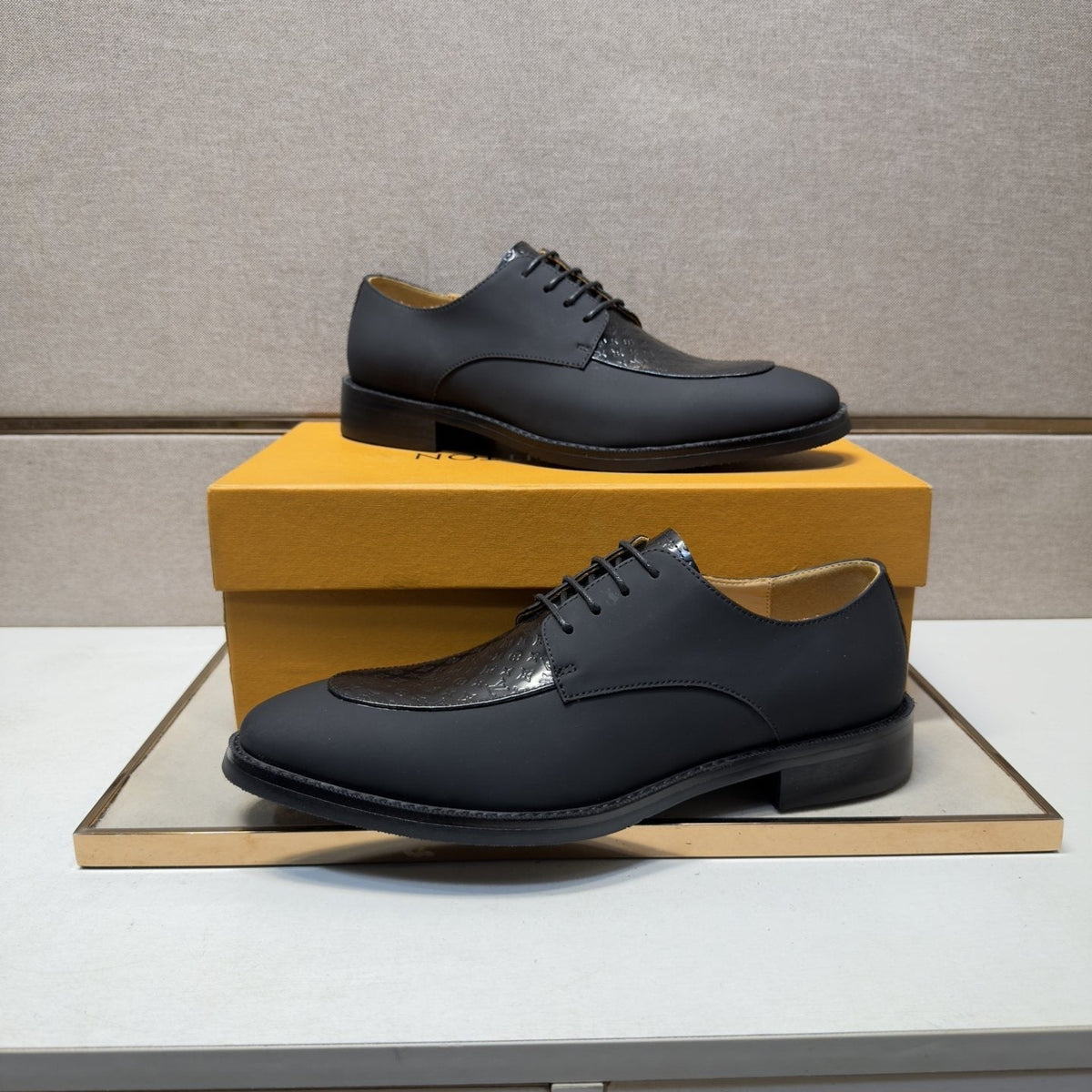 Louis Vuitton Textured Vamp Lace-Up Dress Shoes